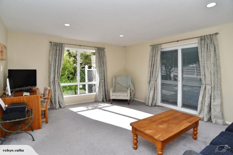 Photo of property in 21 Condell Avenue, Papanui, Christchurch, 8053