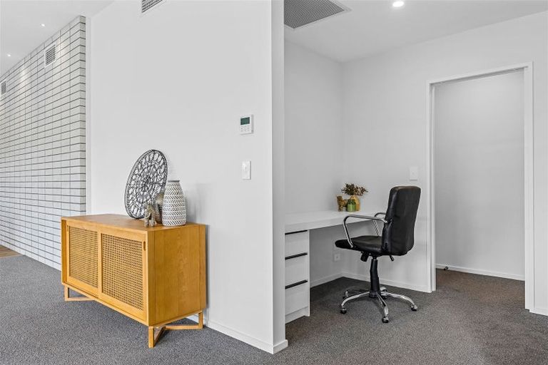 Photo of property in 2 John Raven Lane, Woodend, 7610