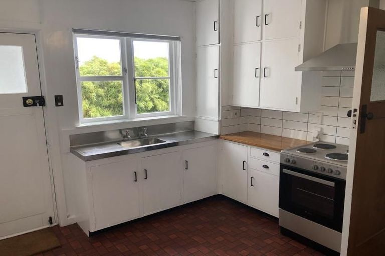 Photo of property in 28-30 Pretoria Street, Hutt Central, Lower Hutt, 5010