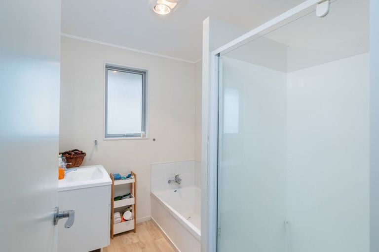 Photo of property in 56 Cardiff Crescent, Cannons Creek, Porirua, 5024