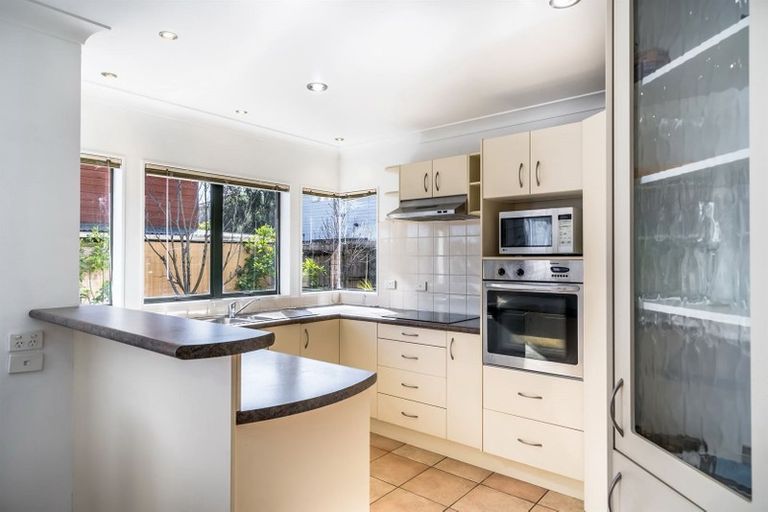 Photo of property in 774a East Coast Road, Oteha, Auckland, 0630