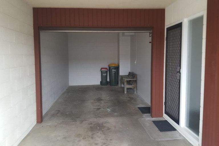 Photo of property in 5/772 Beach Road, Browns Bay, Auckland, 0630