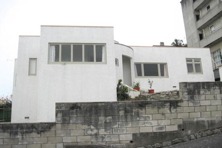 Photo of property in 2 Sixty Fifth Street, Hospital Hill, Napier, 4110