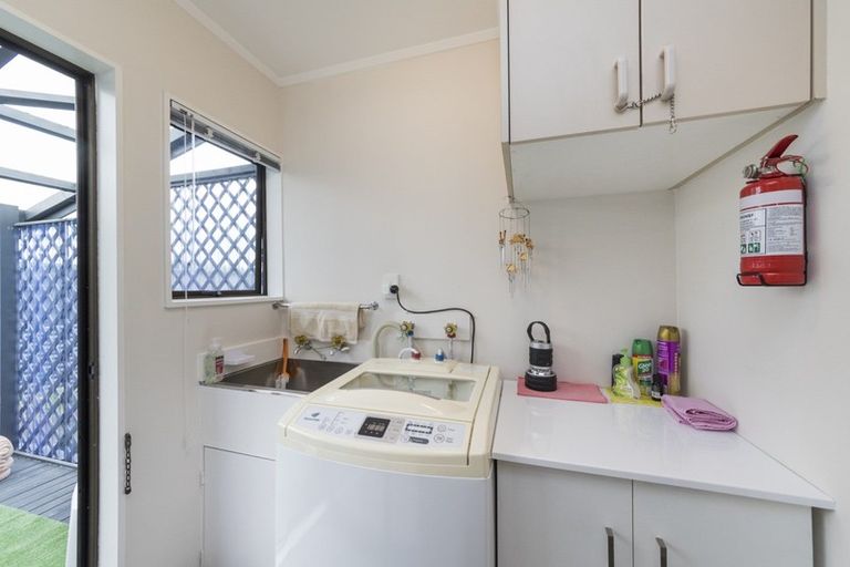 Photo of property in 15 Caroline Drive, Feilding, 4702