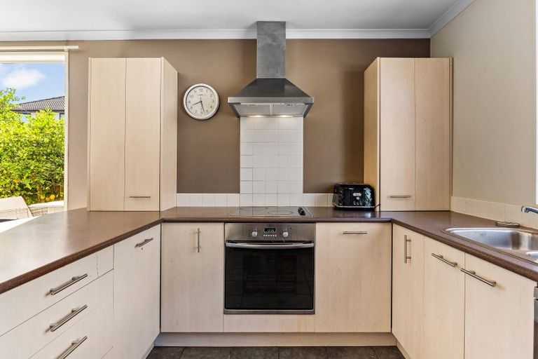 Photo of property in 11 Ritchie Crescent, Takanini, 2112