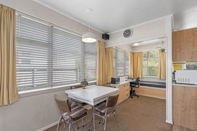 Photo of property in 35 Daniels Road, Redwood, Christchurch, 8051