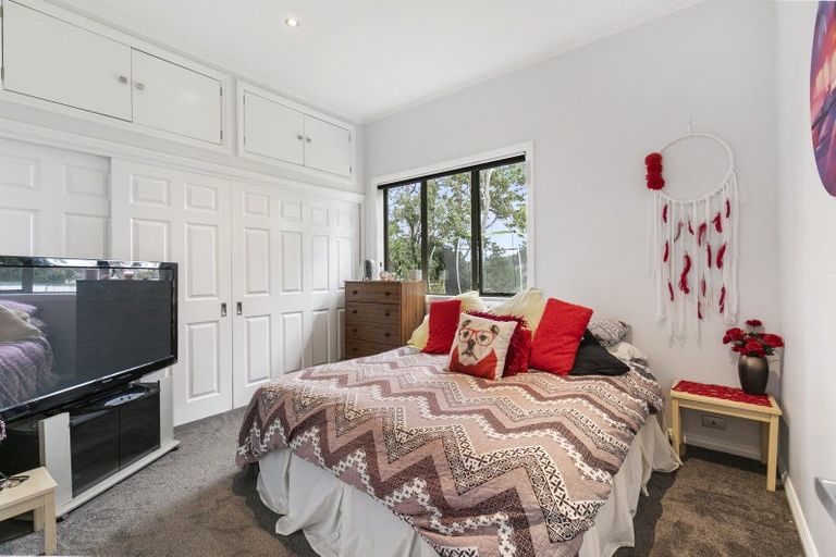 Photo of property in 11 Sykes Avenue, Hatfields Beach, Orewa, 0931