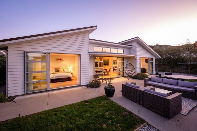 Photo of property in 15 Hunt Place, Albert Town, Wanaka, 9305