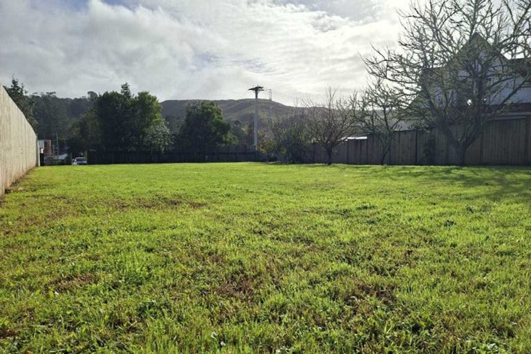 Photo of property in 3 Cambridge Road, Riverhead, 0820