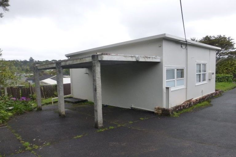 Photo of property in 79a Pleasant Road, Glen Eden, Auckland, 0602