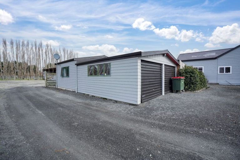 Photo of property in 70 Pomona Road East, Makarewa, Invercargill, 9876
