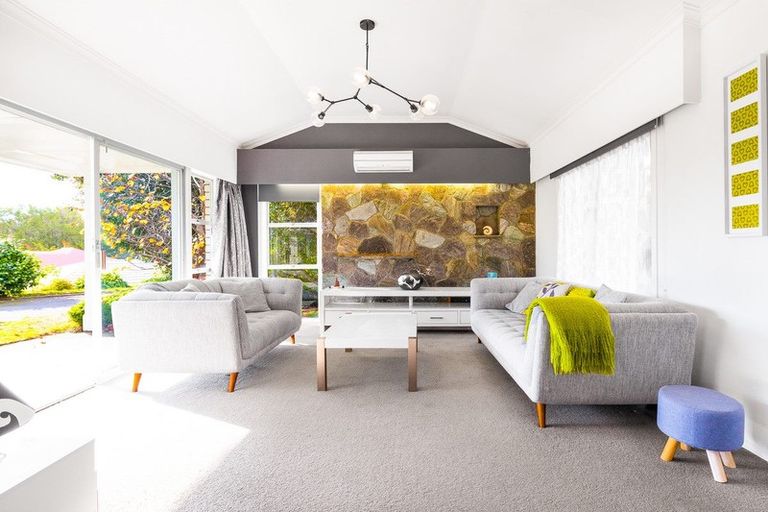 Photo of property in 48 Moana Road, Paraparaumu, 5032