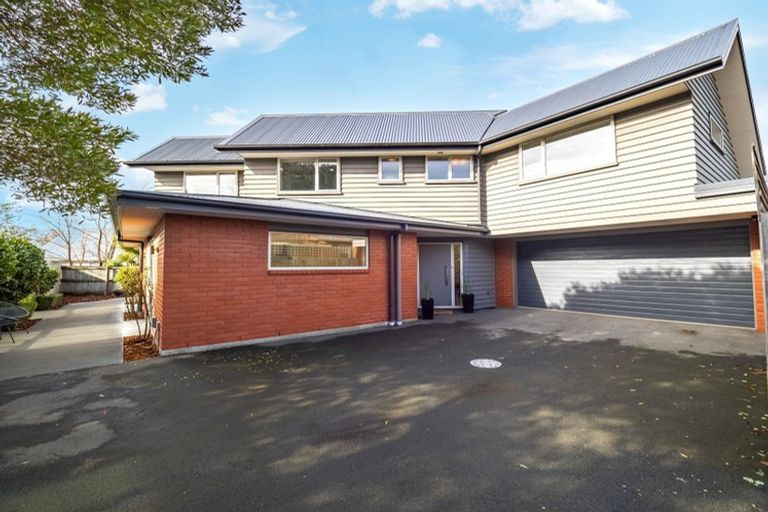Photo of property in 23 Church Square, Addington, Christchurch, 8024