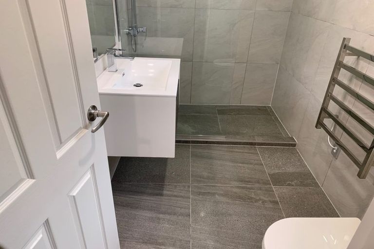 Photo of property in 42a Titirangi Road, New Lynn, Auckland, 0600