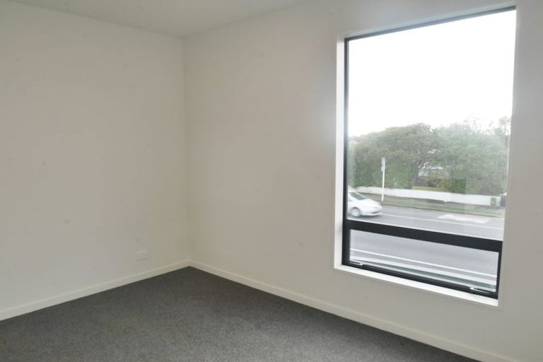 Photo of property in 132 Warden Street, Shirley, Christchurch, 8013