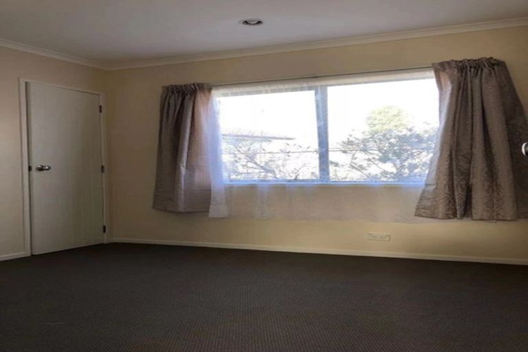 Photo of property in 16 Aviara Court, Northpark, Auckland, 2013