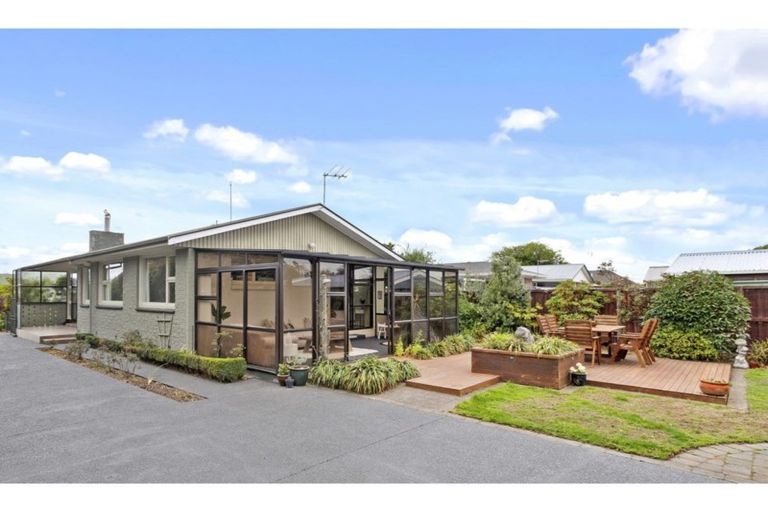 Photo of property in 113 Effingham Street, North New Brighton, Christchurch, 8083