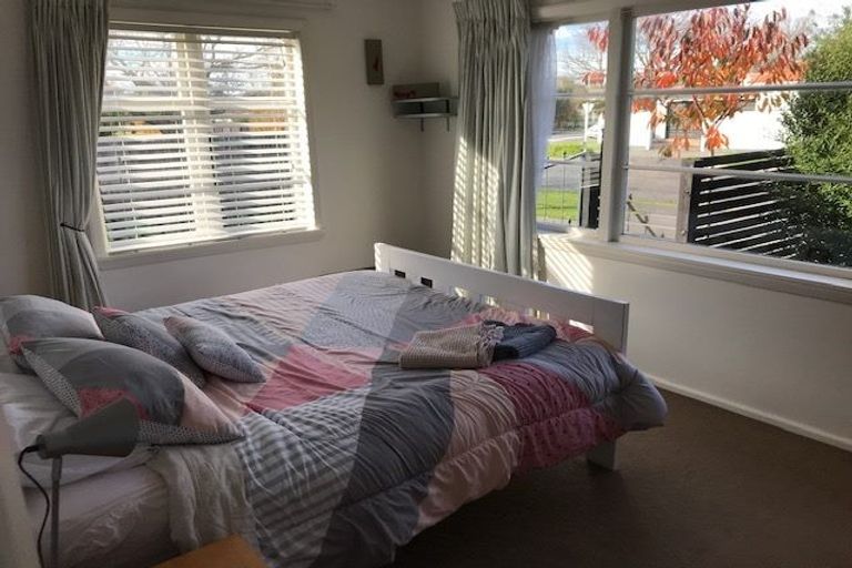 Photo of property in 239 Weston Road, St Albans, Christchurch, 8052