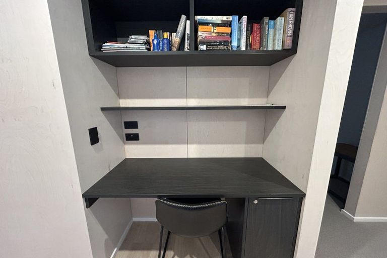 Photo of property in 21 Clearview Street, Wanaka, 9305