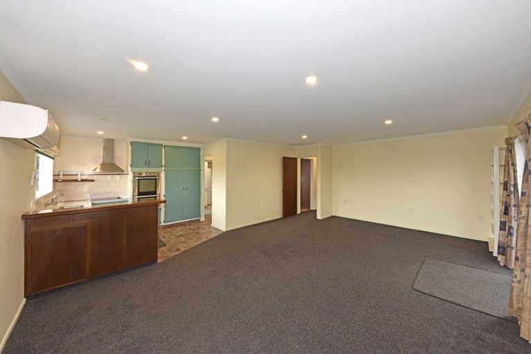 Photo of property in 2/49 Tedder Avenue, North New Brighton, Christchurch, 8083