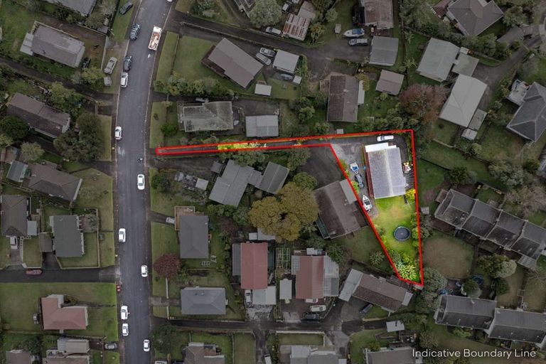 Photo of property in 27 Borich Road, Sunnyvale, Auckland, 0612