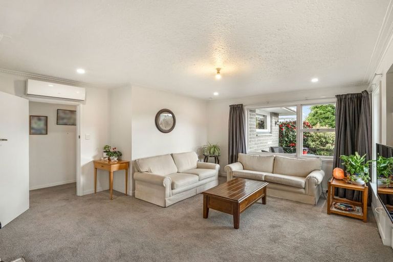 Photo of property in 5 Dellow Place, Spreydon, Christchurch, 8024