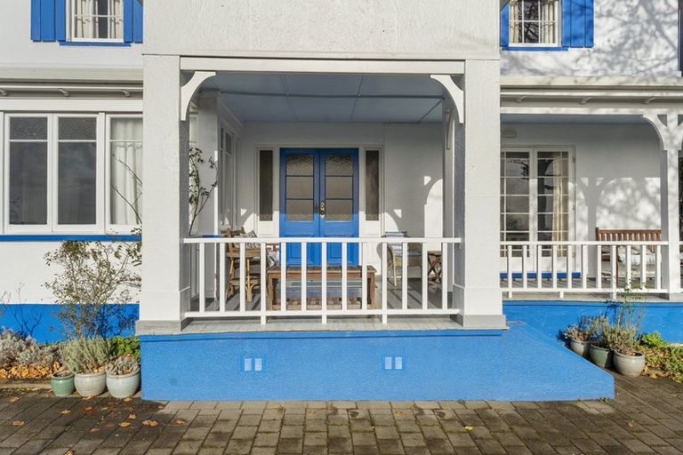 Photo of property in 149 Vivian Street, New Plymouth, 4310