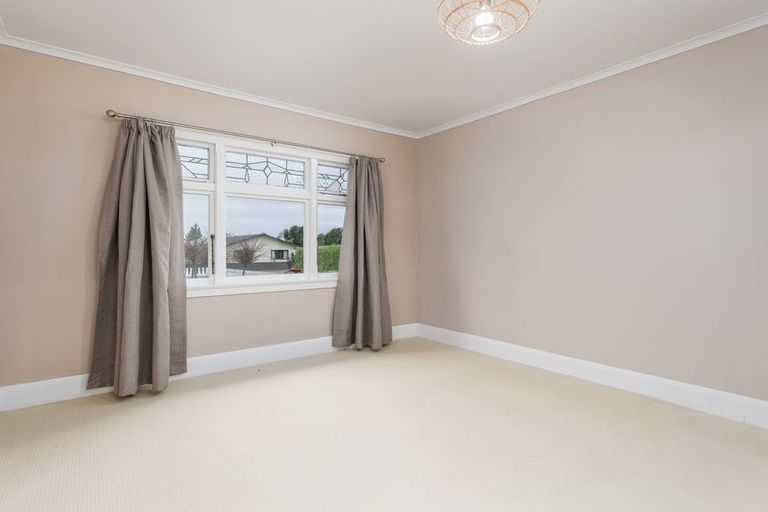 Photo of property in 8 Herbert Street, Waimate, 7924
