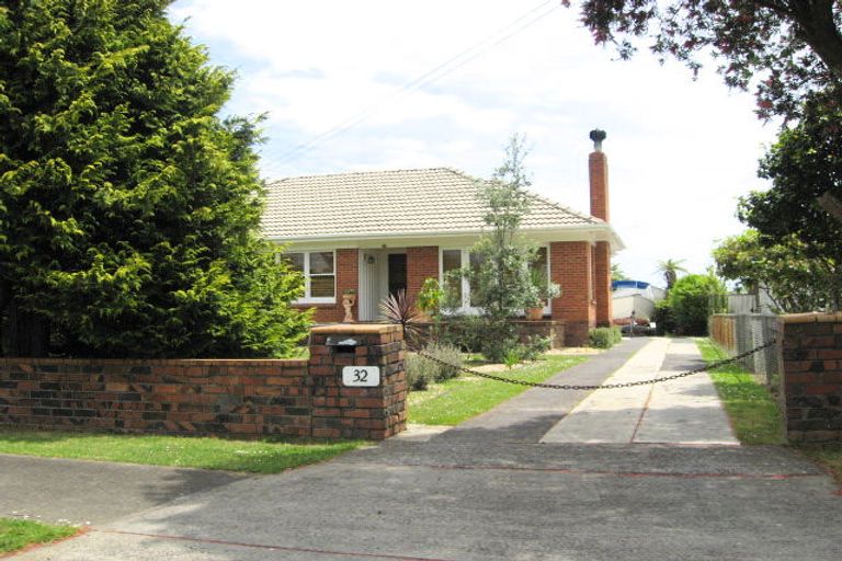 Photo of property in 32 Scott Avenue, Mangere Bridge, Auckland, 2022