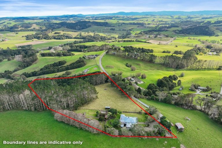 Photo of property in 74 Fishlock Road, Te Arai, Wellsford, 0974