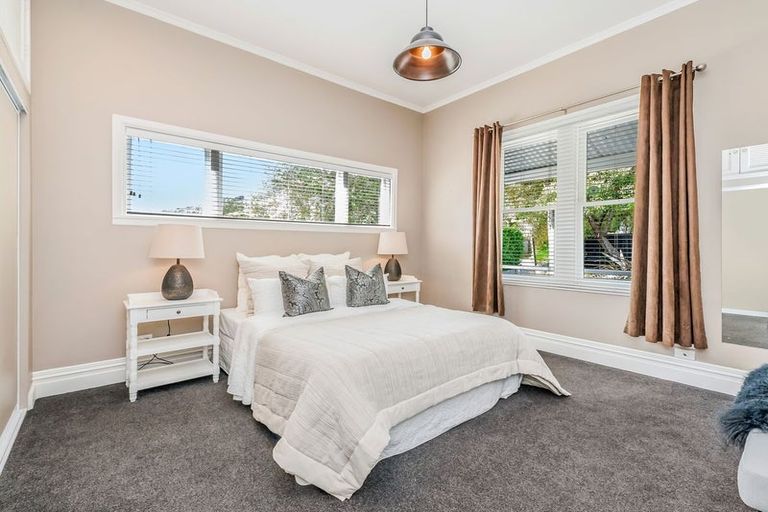 Photo of property in 79 Bridle Path Road, Heathcote Valley, Christchurch, 8022
