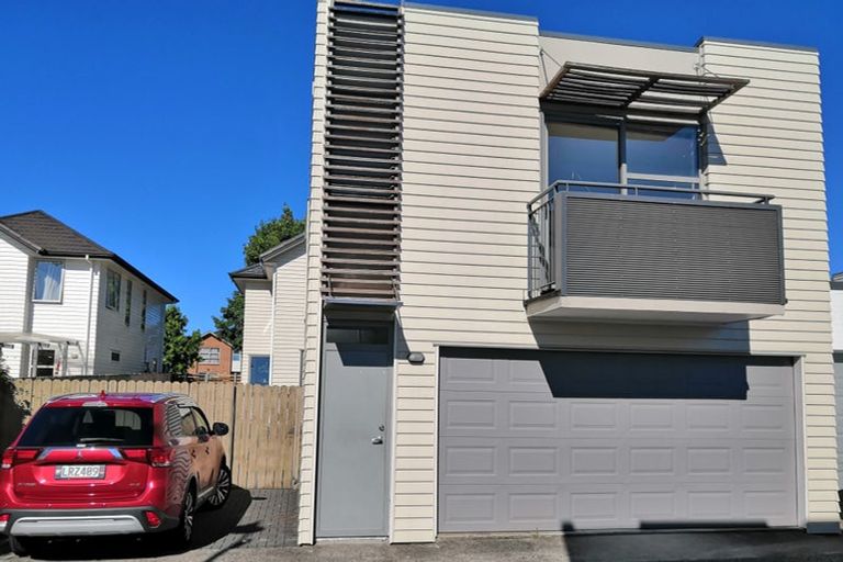 Photo of property in 216 Porchester Road, Takanini, 2112