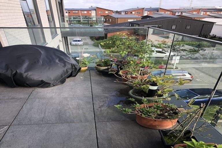 Photo of property in 209/57 Mapou Road, Hobsonville, Auckland, 0616