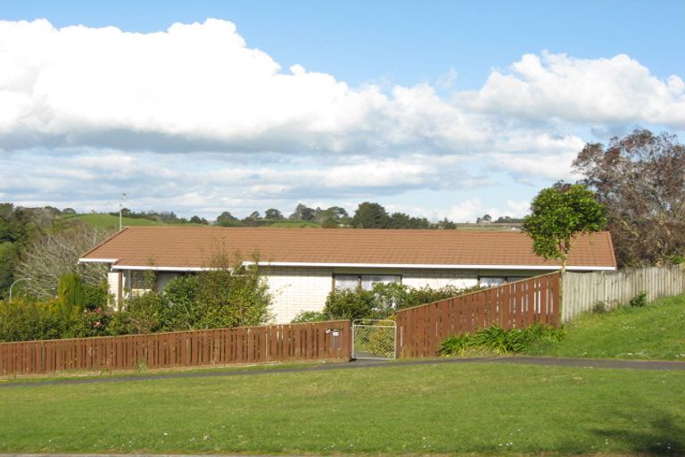 Photo of property in 36 Karaka Street, Merrilands, New Plymouth, 4312