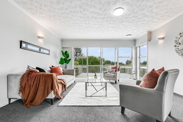 Photo of property in 198 Sandwich Road, St Andrews, Hamilton, 3200