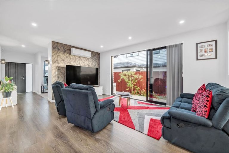 Photo of property in 32 Nola Dawn Avenue, Papakura, 2110