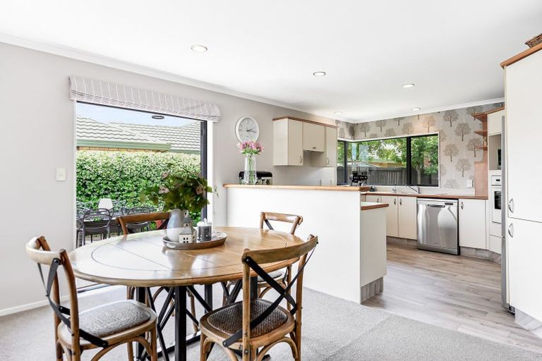 Photo of property in 18 Spinnaker Drive, Flagstaff, Hamilton, 3210