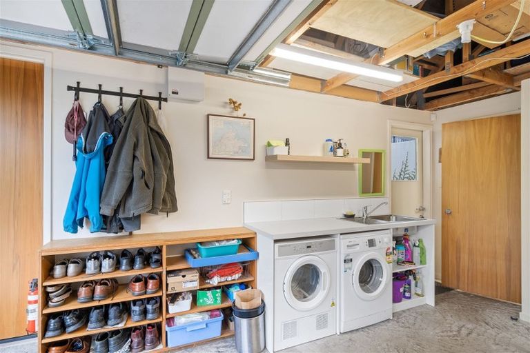 Photo of property in 1/124 Leinster Road, Merivale, Christchurch, 8014