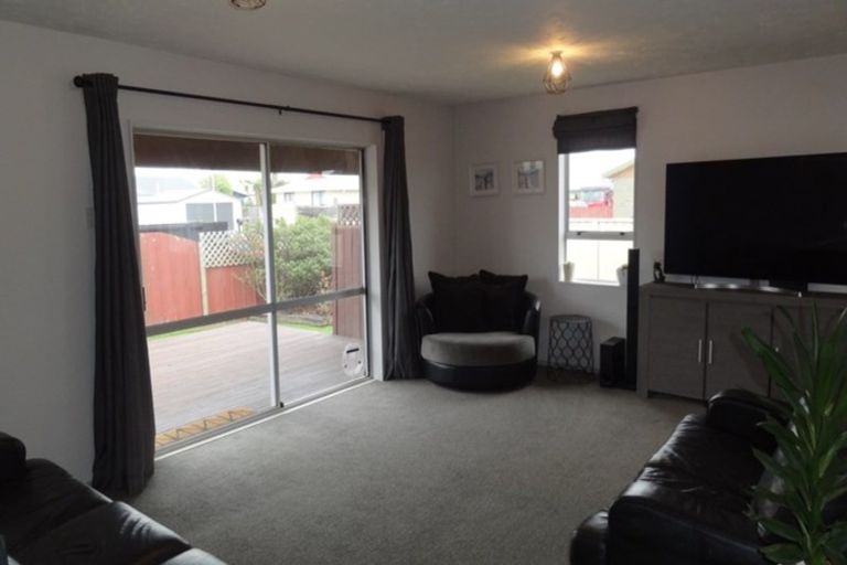 Photo of property in 12 Saint Lukes Street, Woolston, Christchurch, 8062