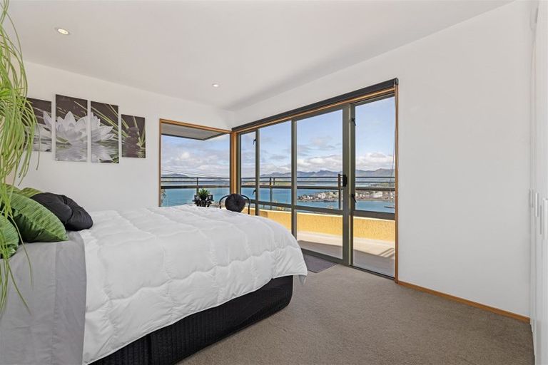 Photo of property in 1a Foster Terrace, Lyttelton, 8082