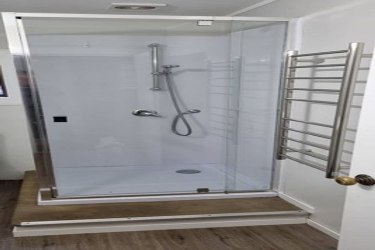 Photo of property in 195 Riverhead Road, Kumeu, 0892