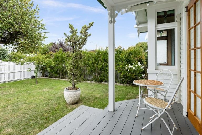 Photo of property in 146 Vigor Brown Street, Napier South, Napier, 4110
