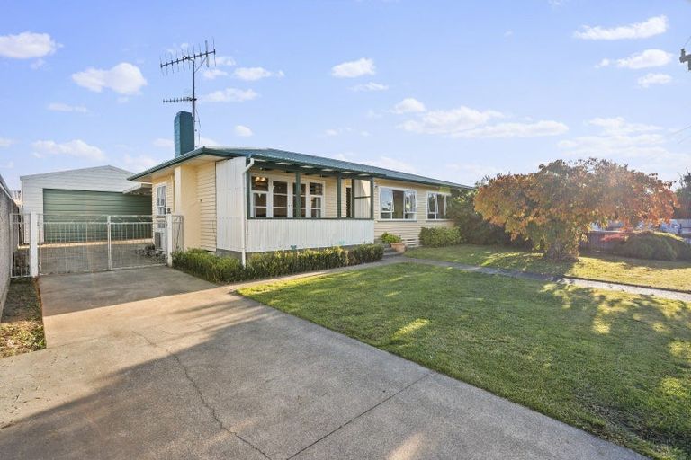 Photo of property in 67 Oldham Avenue, Onekawa, Napier, 4110