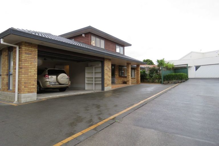 Photo of property in 8 Dunn Place, Farm Cove, Auckland, 2010