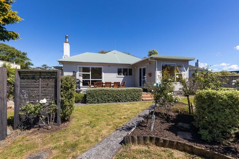 Photo of property in 29 Cornwall Street, Brooklands, New Plymouth, 4310