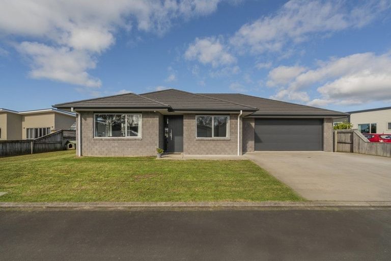 Photo of property in 36 Carina Way, Whitianga, 3510