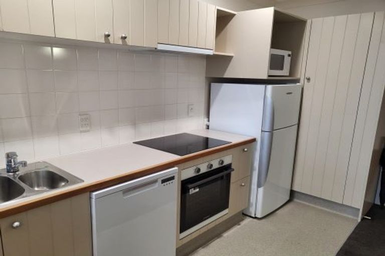 Photo of property in Kelvin House, 6a/16 The Terrace, Wellington Central, Wellington, 6011