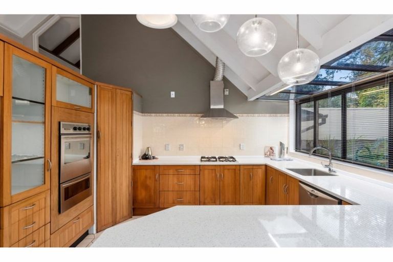 Photo of property in 29 Glencoe Road, Browns Bay, Auckland, 0630