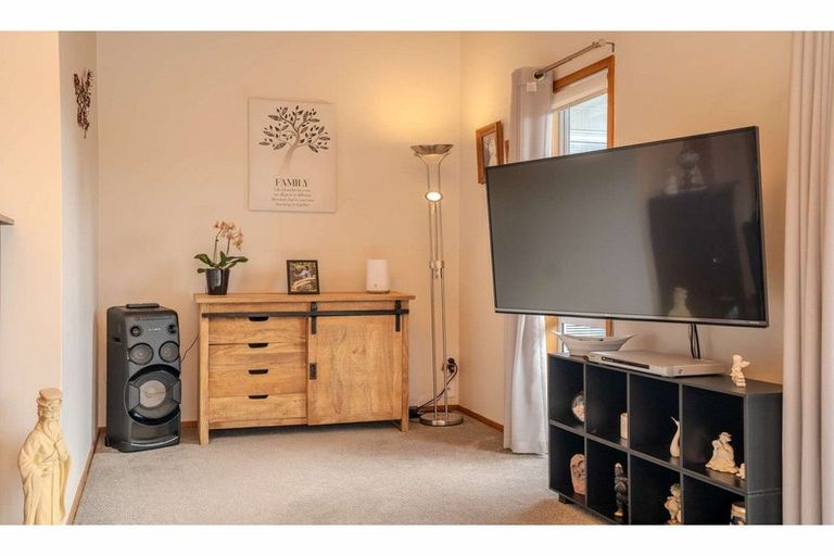 Photo of property in 24 Cannon Drive, Kerikeri, 0230