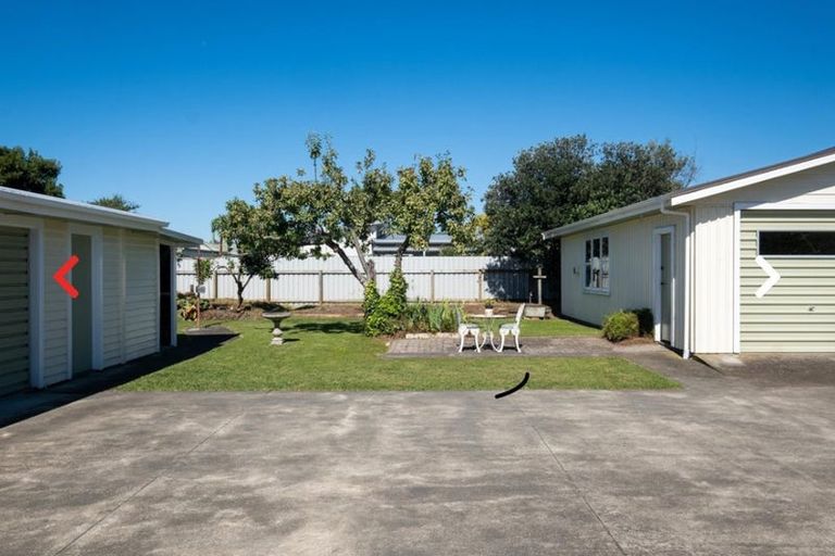 Photo of property in 6 Memorial Park Avenue, Haumoana, 4102